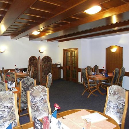Penzion A Restaurace U Veterana Frenštát pod Radhoštěm Εξωτερικό φωτογραφία